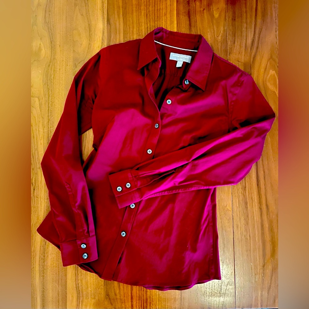 Banana Republic No Iron Button-up